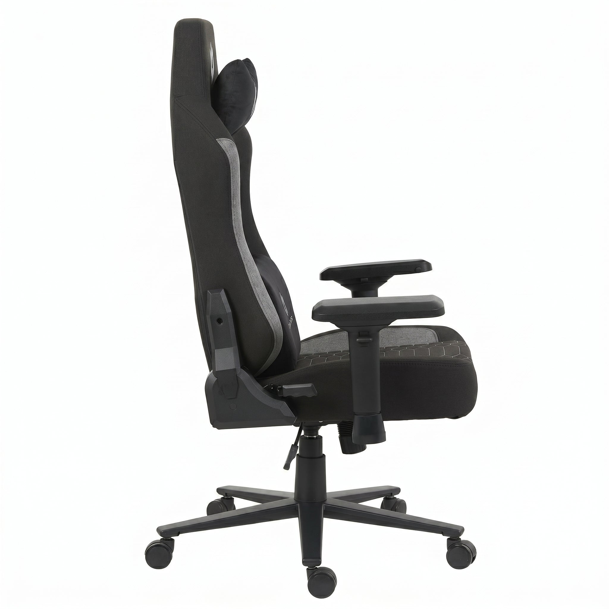 SKILLCHAIRS Paladin